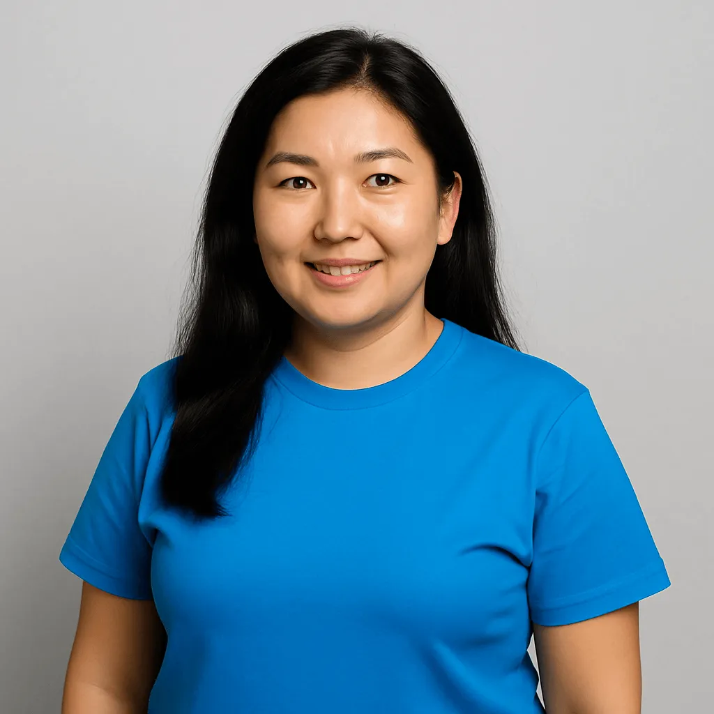 Команда по мойке люстр