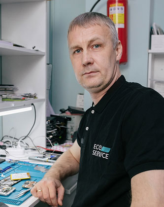 Мастер по ремонту телефонов